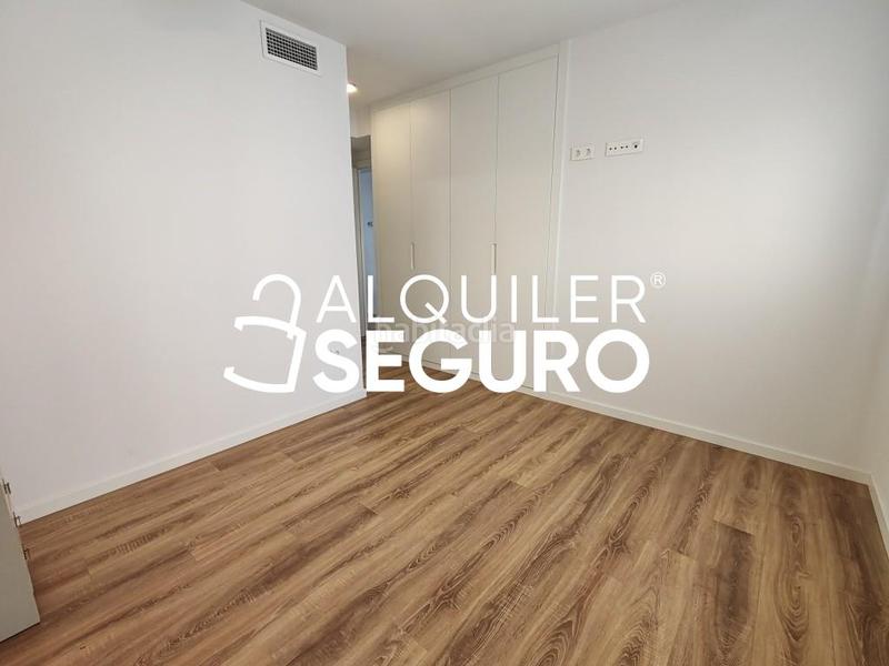 Foto 66051261-86a1-4601-8e97-7c0704142f73. Alquiler piso  c médico pedro orts en Paus - Polígono San Blas Alicante