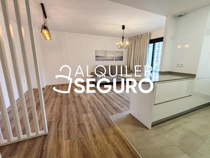 Foto dc0322b0-79ac-4b49-ad08-2ccd97d56d6f. Rent flat with parking pool in Paus - Polígono San Blas Alicante