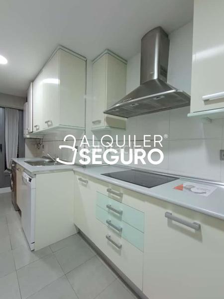 Foto 1deab4ca-c645-4405-bfc4-474319989cfd. Location appartement avec chauffage parking dans Centro Getafe