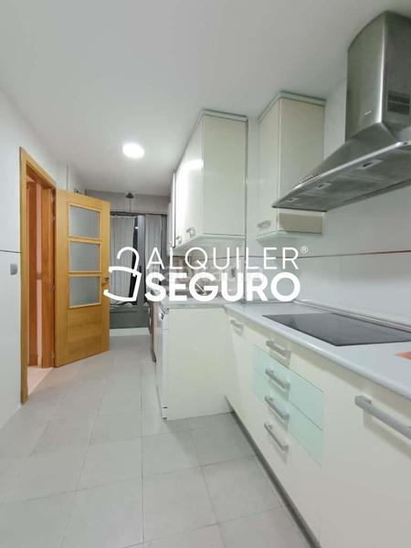 Foto 0a3aec4e-3866-4a20-a1da-9c78480b96a4. Miete etagenwohnung mit heizung parking in Centro Getafe