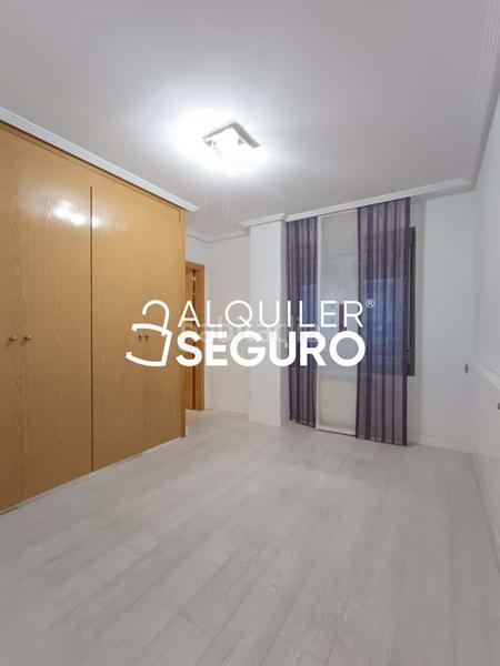Foto cc93ebe9-ff43-470f-99c6-2163ae205e79. Rent flat with heating parking in Centro Getafe