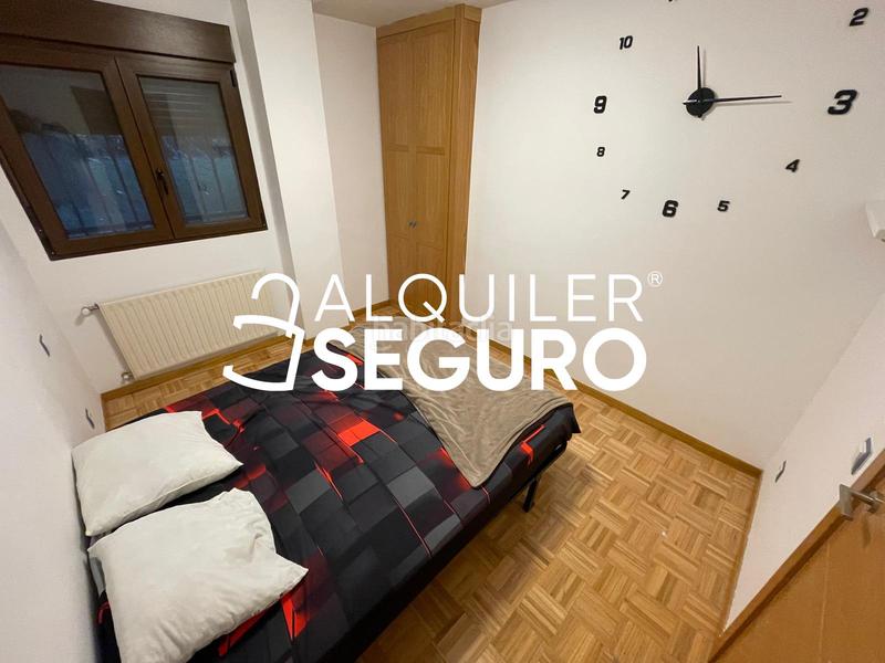 Foto f5094a71-7fc0-4ee0-8a12-b2ac70641490. Alquiler piso  av. de navarrondán en Praderón San Sebastián de los Reyes