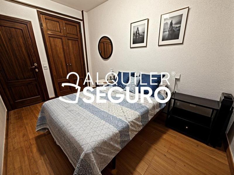 Foto fd2d03a2-4efc-41a0-bd2e-3a3beb0cec06. Rent flat with heating in San Isidro Madrid