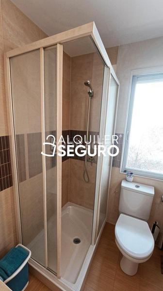 Foto 486c0e65-2226-48b4-ba4a-a72d9976f542. Lloguer pis amb calefacció a Guindalera Madrid