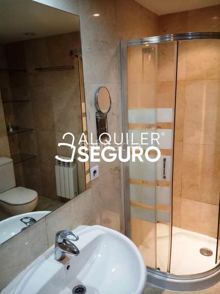 Foto 4130aabb-d0cd-4f6a-aa05-b76e3c8e8487. Rent penthouse with heating parking in Parquesol Valladolid