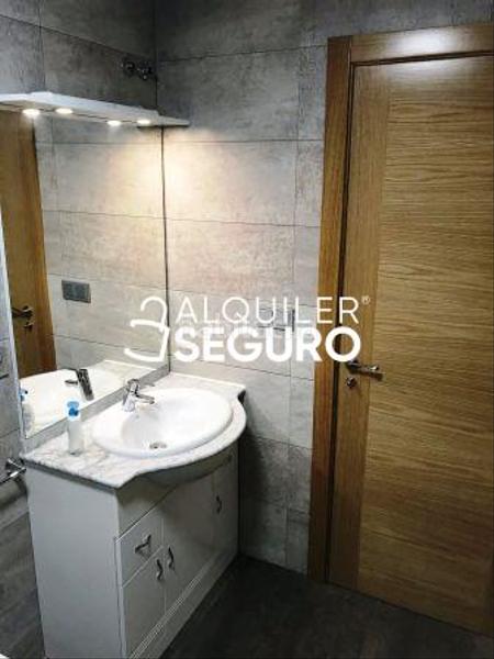 Foto e4c6186a-7346-4357-a453-4755260a0822. Alquiler chalet  c cuatro caminos vitoriagasteiz en Vitoria - Gasteiz