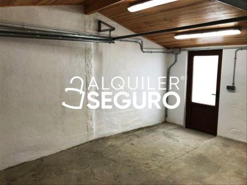 Foto 7eec2cc2-d203-43c2-aa7b-8e7d01a46dde. Miete chalet mit heizung parking in Abetxuko Vitoria - Gasteiz