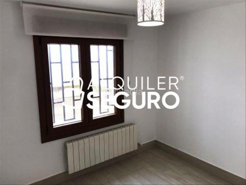 Foto 0f049366-eb44-475c-8c5f-de93c40f33da. Rent chalet with heating parking in Abetxuko Vitoria - Gasteiz