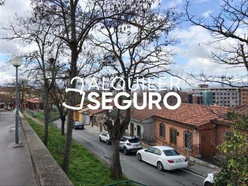 Foto ece099d7-3317-4923-94ab-0f9a407c8974. Rent chalet with heating parking in Abetxuko Vitoria - Gasteiz