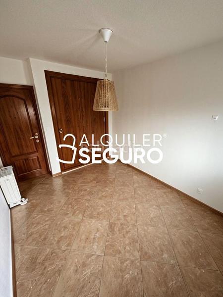 Foto ad8bae25-af62-4b00-9959-acc76201a17b. Lloguer pis amb calefacció aparcament a Centro Móstoles