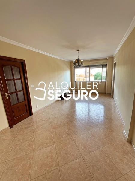 Foto e365c830-3121-4ee0-8443-2170bf9e4922. Rent flat with heating parking in Centro Móstoles