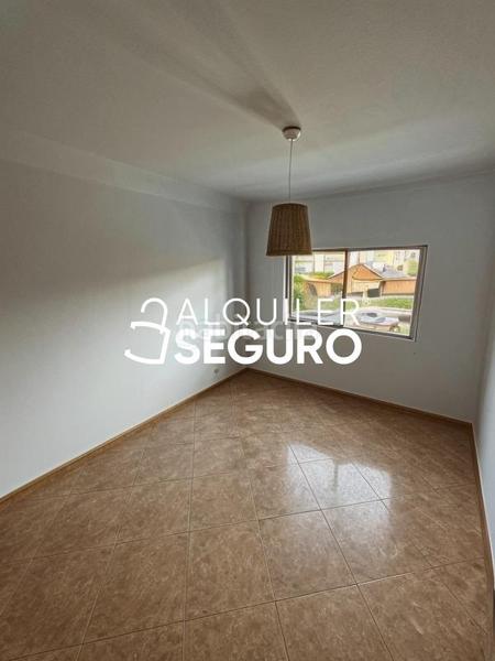 Foto eed60924-fc49-43a3-95ff-b37a7154f164. Rent flat with heating parking in Centro Móstoles