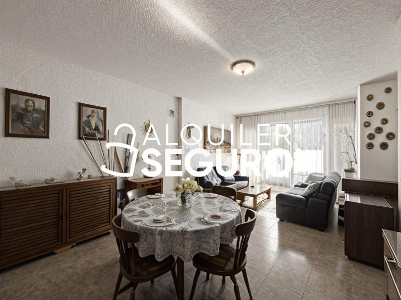 Foto 03eb40b7-8538-4e4f-9e2b-b707f26fe3e1. Rent flat with heating pool in Guadarrama