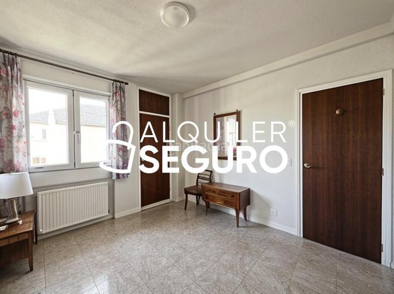 Foto 10ab6ac9-2ce6-4e28-9dcb-5d569c23258a. Rent flat with heating pool in Guadarrama