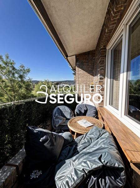 Foto b8c62357-4b03-4486-b6d7-ee4a1162cf3c. Rent flat with heating pool in Guadarrama