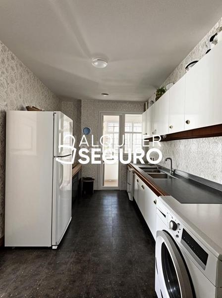 Foto d1e5d9fc-37bc-4daf-81d4-7431537f93c8. Rent flat with heating pool in Guadarrama