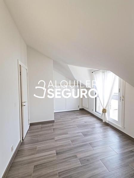 Foto 4d423e1a-00aa-4f12-a012-877aa7688c12. Location appartement avec chauffage parking dans Alpedrete