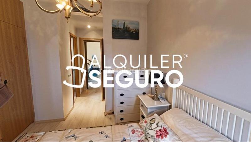 Foto cf27ffe2-f4dd-4deb-981b-d2c041e5cfd6. Alquiler piso  c hermanas mirabal en Casco Antiguo Mairena del Aljarafe