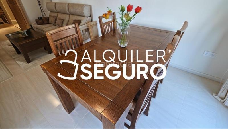 Foto 0ae4732c-d950-4cf5-9935-5701eea99c8a. Rent flat with parking pool in Casco Antiguo Mairena del Aljarafe