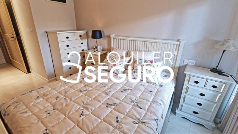 Foto 55c5eccd-5c57-4fe7-9413-647b217a1585. Rent flat with parking pool in Casco Antiguo Mairena del Aljarafe