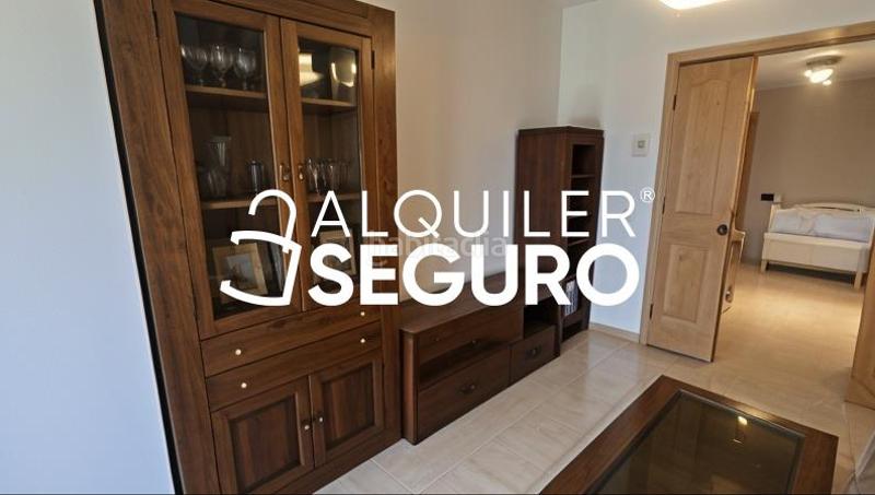 Foto cead6047-ca0a-48e3-a950-d7d1e37155d9. Rent flat with parking pool in Casco Antiguo Mairena del Aljarafe
