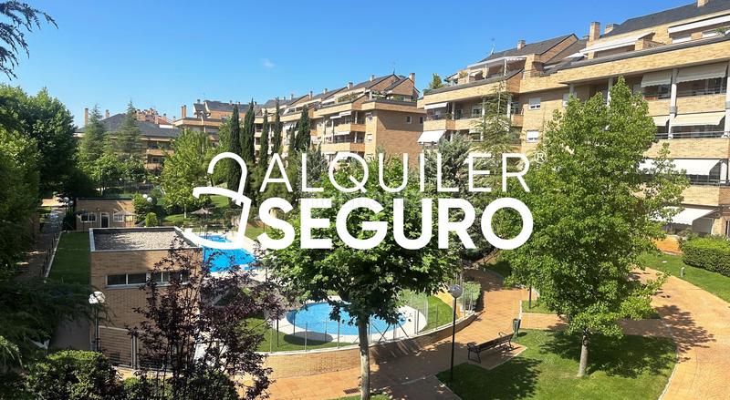 Foto 6d1f6c48-36fe-440d-bb6b-1b73fae0a744. Location appartement avec chauffage parking piscine dans Majadahonda