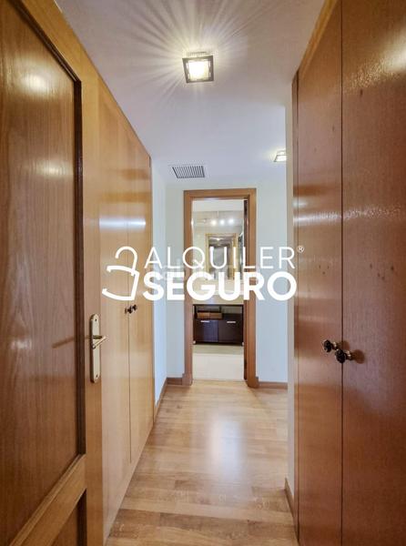 Foto c60b89ea-7f28-4877-8b04-272361b5938c. Miete etagenwohnung mit heizung parking pool in Monte el Pilar Majadahonda