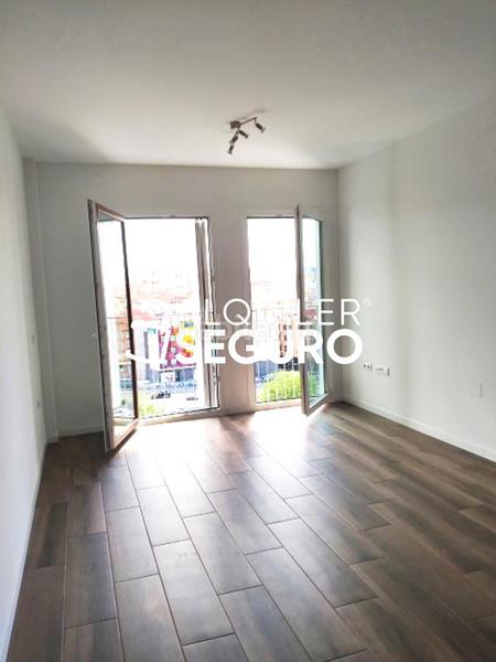 Foto 1745144c-1270-4329-922c-d517ed5df288. Alquiler piso  c barrilero en Adelfas Madrid