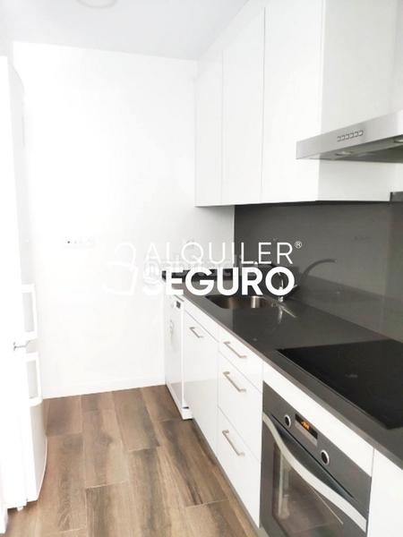 Foto 0638958e-2320-4a44-b930-9d04f42649a2. Location appartement avec chauffage parking dans Adelfas Madrid