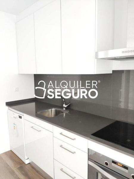 Foto 7fd5321e-b625-4562-b63a-097c790a055c. Location appartement avec chauffage parking dans Adelfas Madrid