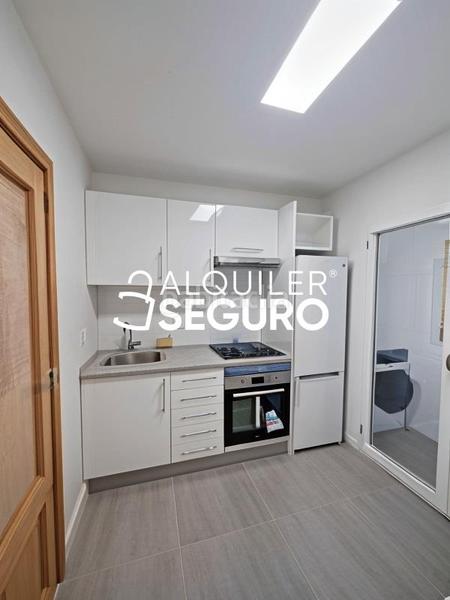 Foto 184e0c9f-1e6a-4cf1-97de-407937f0cd4f. Rent flat with heating pool in Villalba Pueblo Collado Villalba