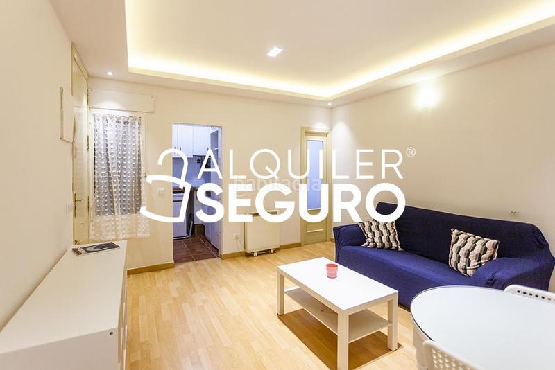 Foto a39c0e3b-225c-4537-afd7-7180bdcae76c. Rent flat with heating in Almagro Madrid