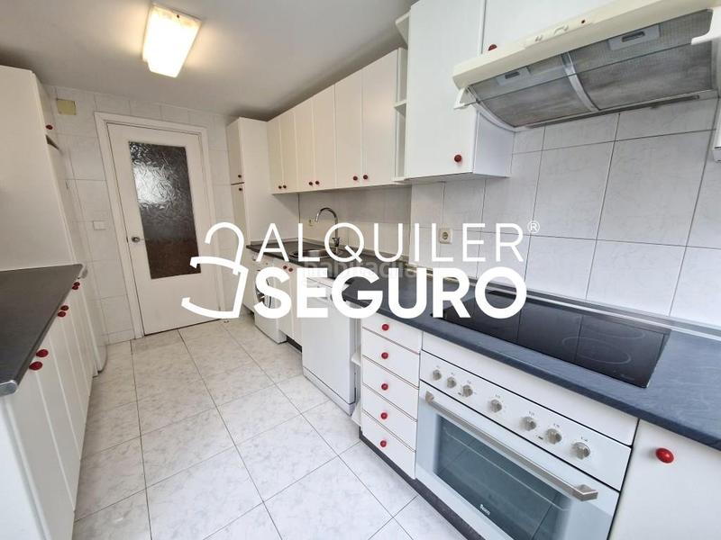 Foto 23da16c9-5a8c-456a-93b6-6fcc825aa73b. Location appartement avec chauffage dans Parque Ondarreta-Urtinsa Alcorcón