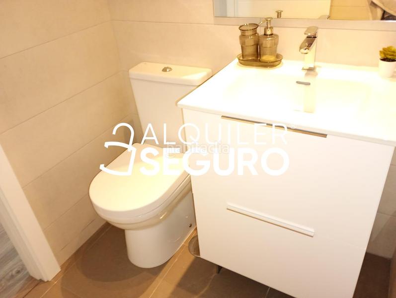 Foto 6795d69c-9717-4379-add8-bed864be33be. Alquiler piso  av. octavio paz en El Atabal Málaga