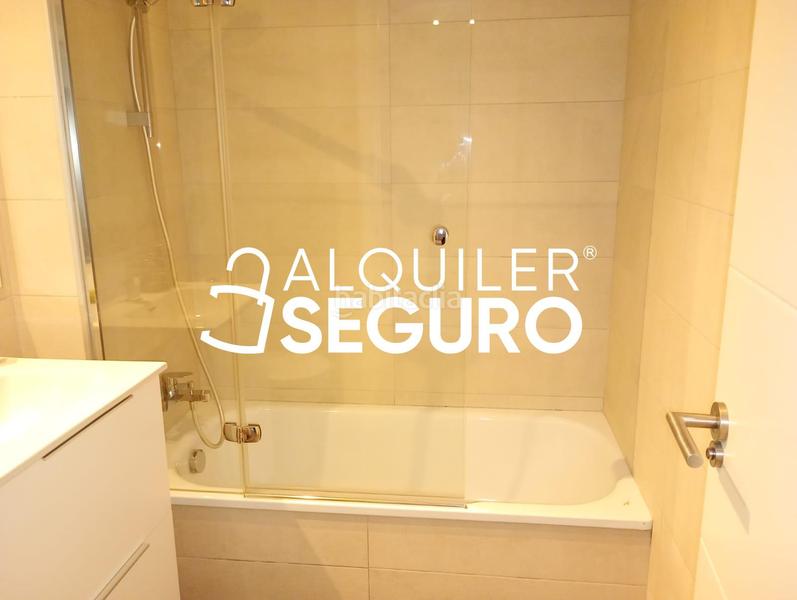 Foto b4d411f7-f1c9-44c3-b5d1-e72de8b99cb4. Lloguer pis amb aparcament a El Atabal Málaga