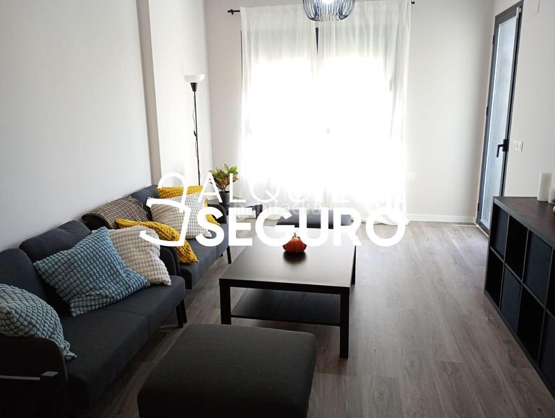 Foto 26fe0d13-d4f0-46be-b7c8-f06a69a1434c. Location appartement avec parking dans El Atabal Málaga