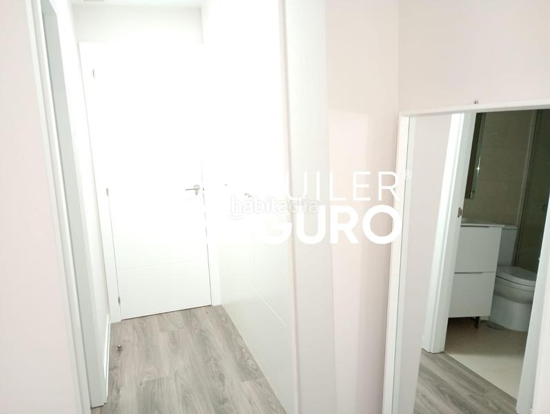 Foto 968901a4-c9a8-43bc-9d9a-fe120110aa5f. Location appartement avec parking dans El Atabal Málaga