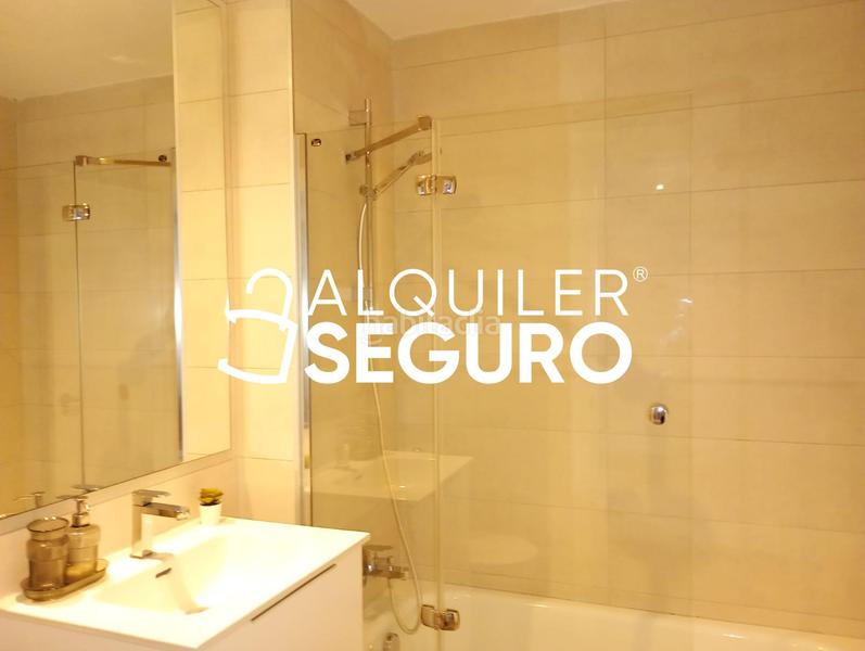 Foto f54eca1d-40ce-41be-9a5f-6b12ff2fed3a. Location appartement avec parking dans El Atabal Málaga