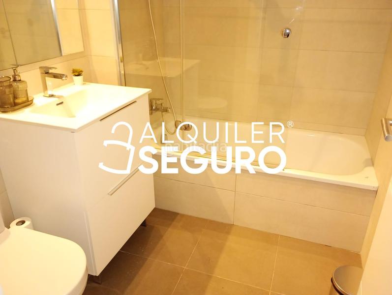 Foto 8a012c89-e693-4c69-81f2-4c03a7306c4c. Miete etagenwohnung mit parking in El Atabal Málaga