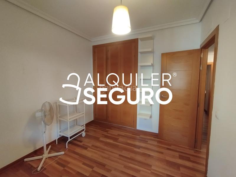 Foto 56a1b8f2-6c34-489a-a67c-069954fdbb07. Location appartement avec parking piscine dans Los Pacos Fuengirola