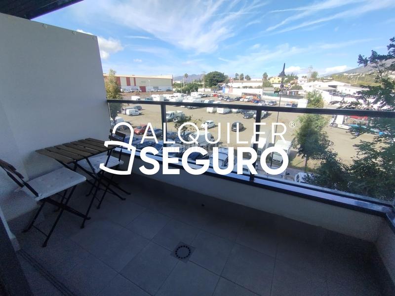 Foto 02313684-276f-4496-9645-f14ba220f7ba. Alquiler piso  c emilio prados en Los Ríos Mijas