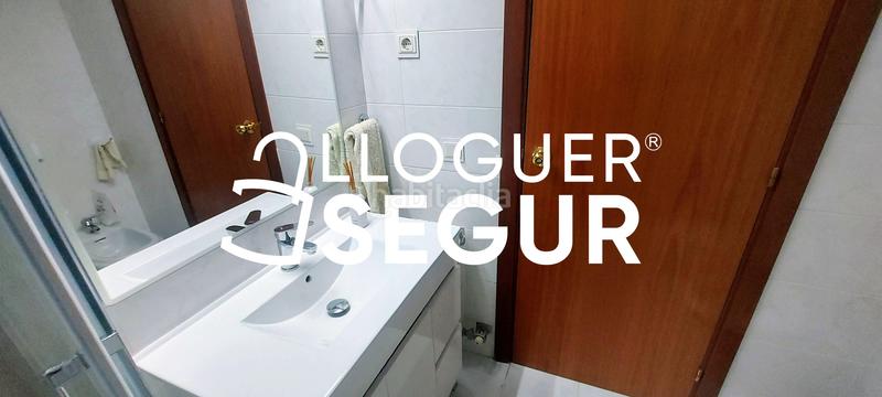 Foto 421b2f50-0c79-4563-acc7-7a64865b0e20. Alquiler piso  av. meridiana barcelona en Centre Miami Platja