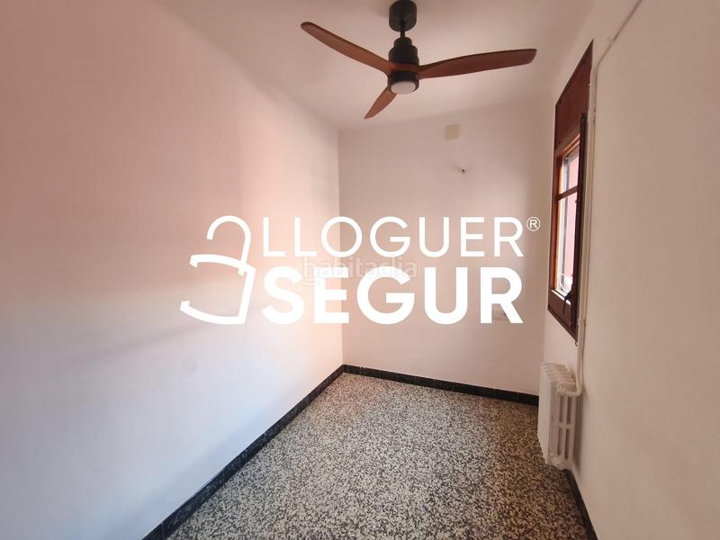 Foto f8617edd-2f2d-4808-a6bc-b5e3d1a5d074. Miete etagenwohnung mit heizung in Centre Santa Coloma de Gramenet