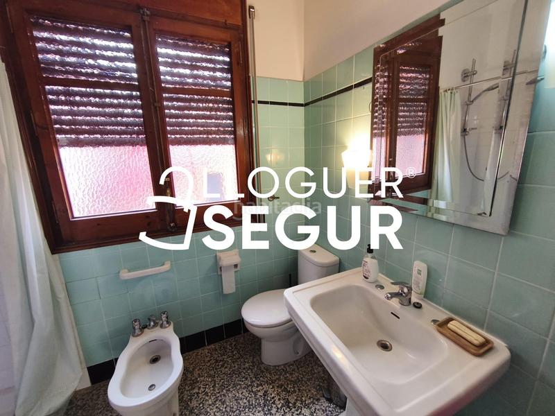 Foto fbf7c973-97e6-4d50-b4ba-788dc4711529. Miete etagenwohnung mit heizung in Centre Santa Coloma de Gramenet