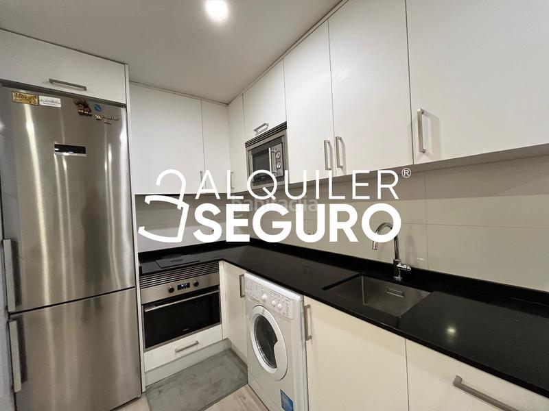 Foto d2f5a741-9dd3-4e4d-8b75-863b3b293bc3. Affitto monolocale con riscaldamento parcheggio piscina in Madrid