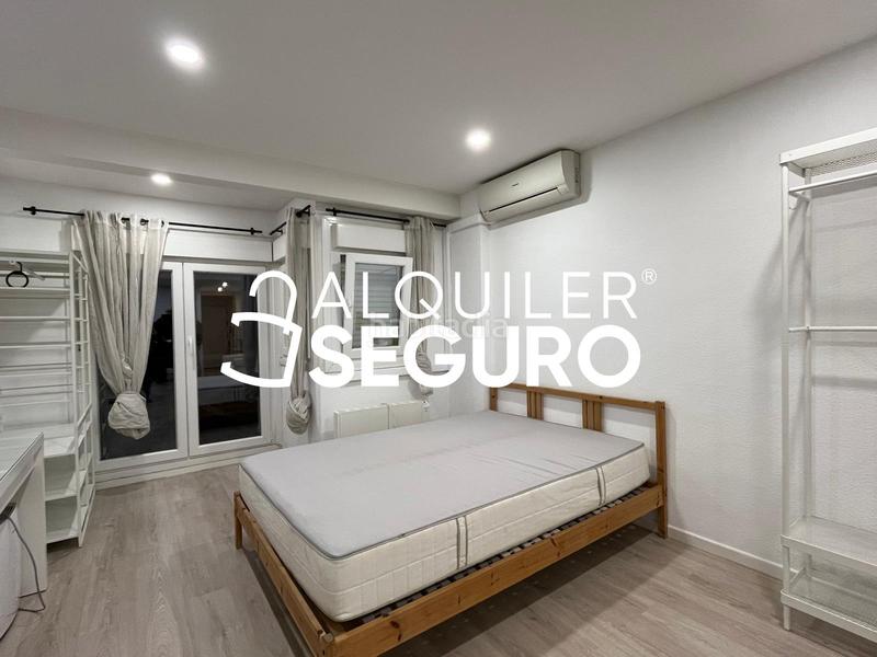 Foto 445fc945-b8fd-4d36-a2a1-122312b7b495. Location studio avec chauffage parking piscine dans Madrid