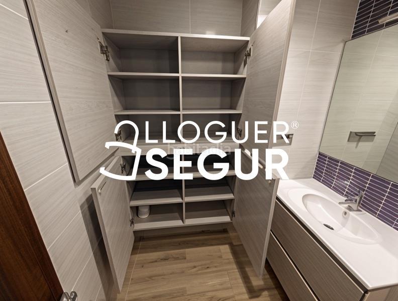 Foto 922aa27e-8dbd-4400-aedd-b7a16f15b796. Alquiler piso  c carrasco i formiguera en Can Palet de Vista Alegre Terrassa