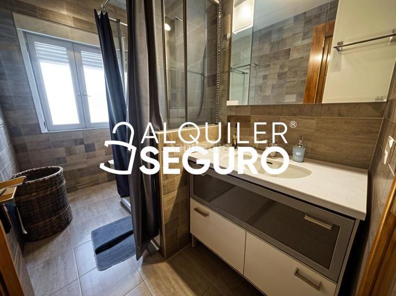 Foto 1a746085-edd1-4cc8-813c-e474ad833d18. Rent flat with heating in Comillas Madrid