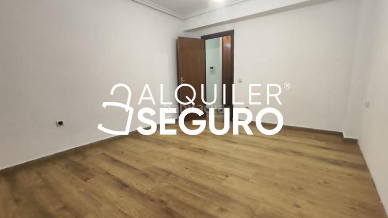 Foto e57056b3-6967-470d-ae17-413acf3dfe81. Lloguer pis a Centro Xirivella