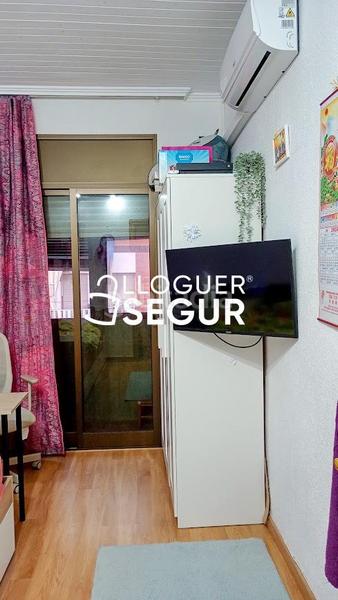 Foto 7c2996ff-f5ff-483d-9ade-9c32287e79a4. Alquiler piso  c blai net en Vinyets-Molí Vell Sant Boi de Llobregat